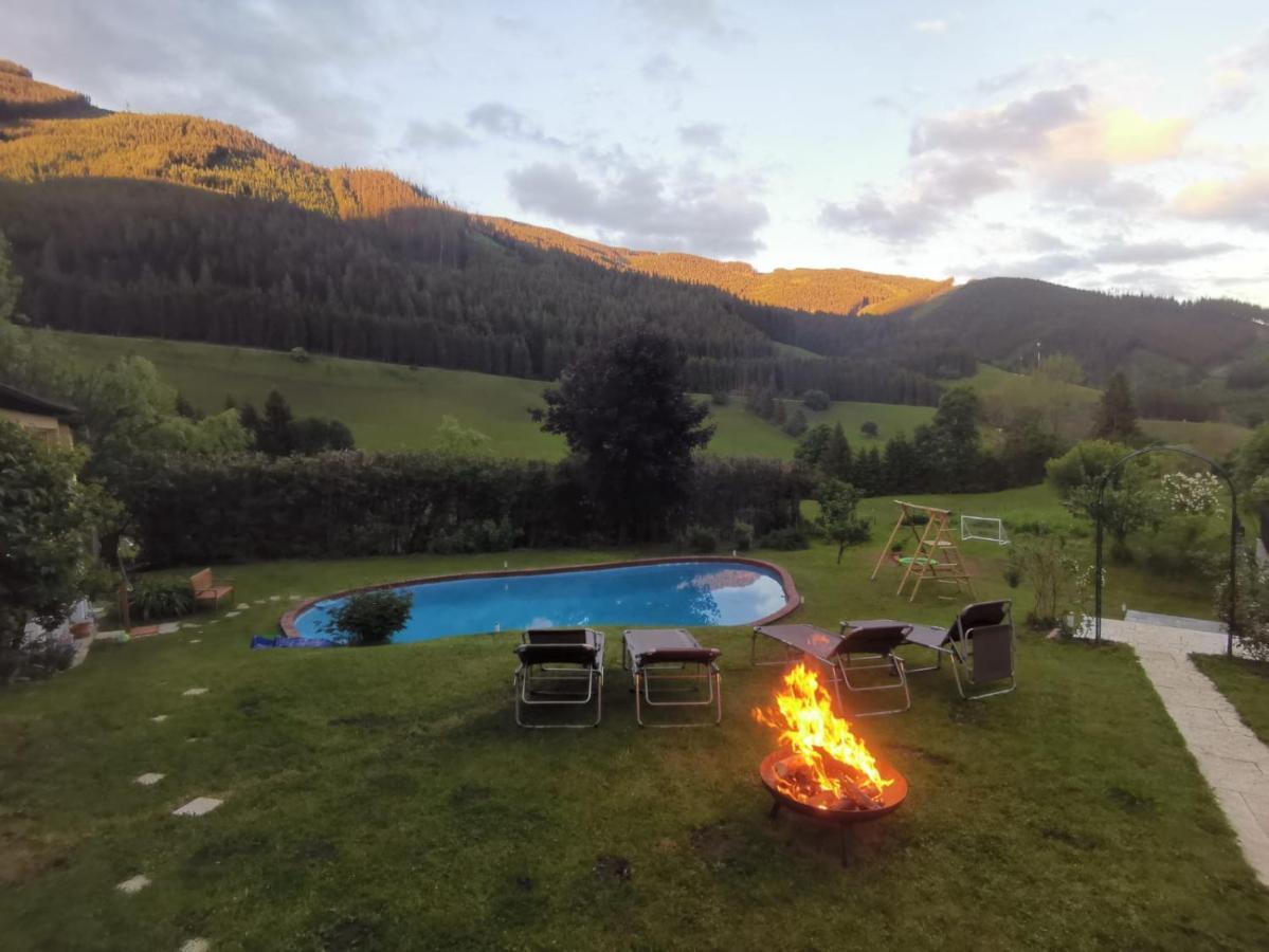 Pool, Pokale, Sauna, Billard, Kirche U. Viel Natur Vordernberg Bagian luar foto